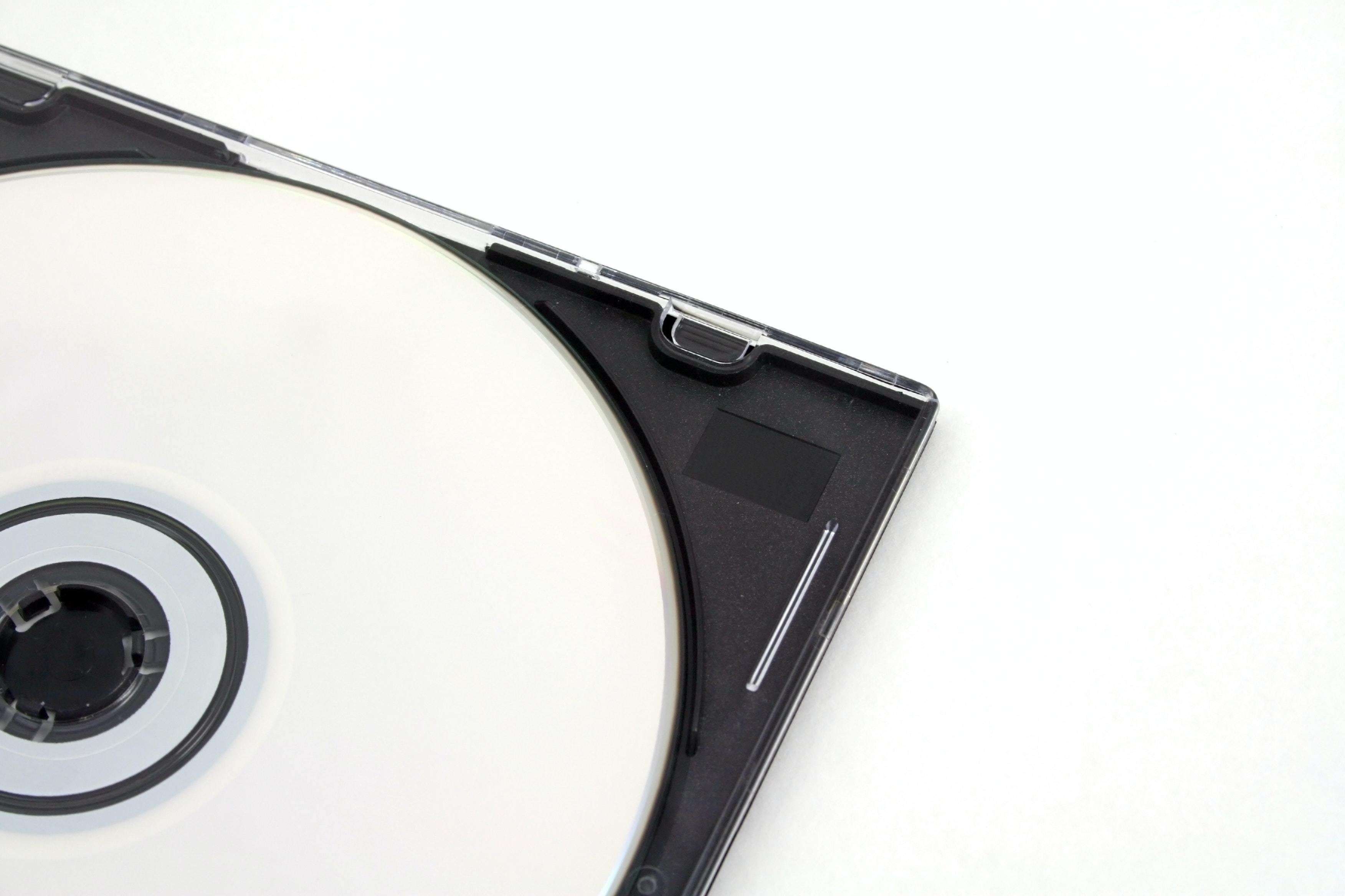Plain compact disc