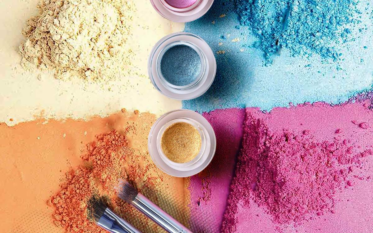 Different colors of make up powder